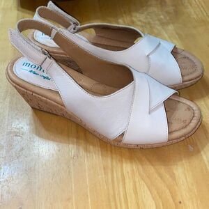 Montana Artisan beige leather strappy cork wedge sandals size 8